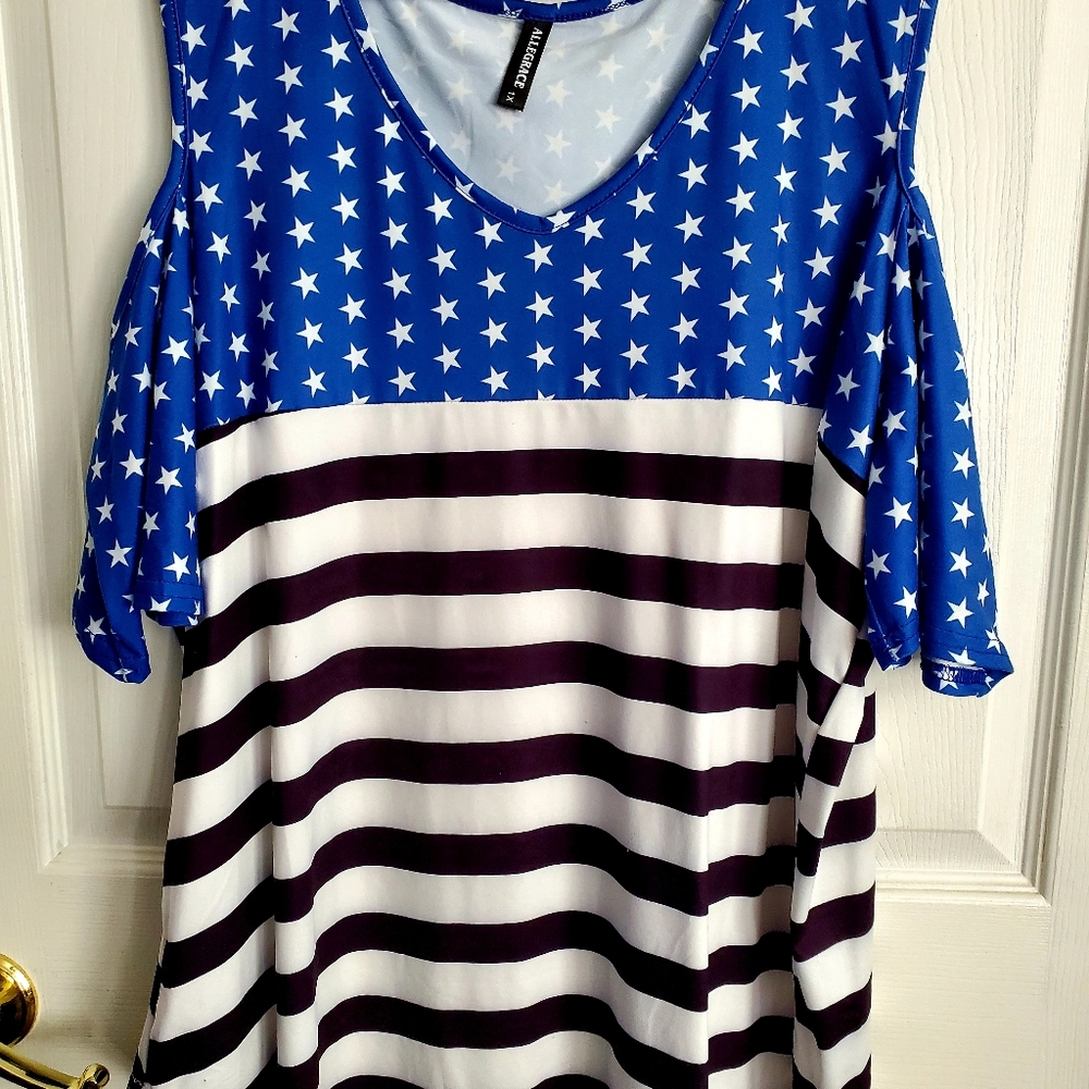 NWOT Allegrace Stars and Stripes Top 1X